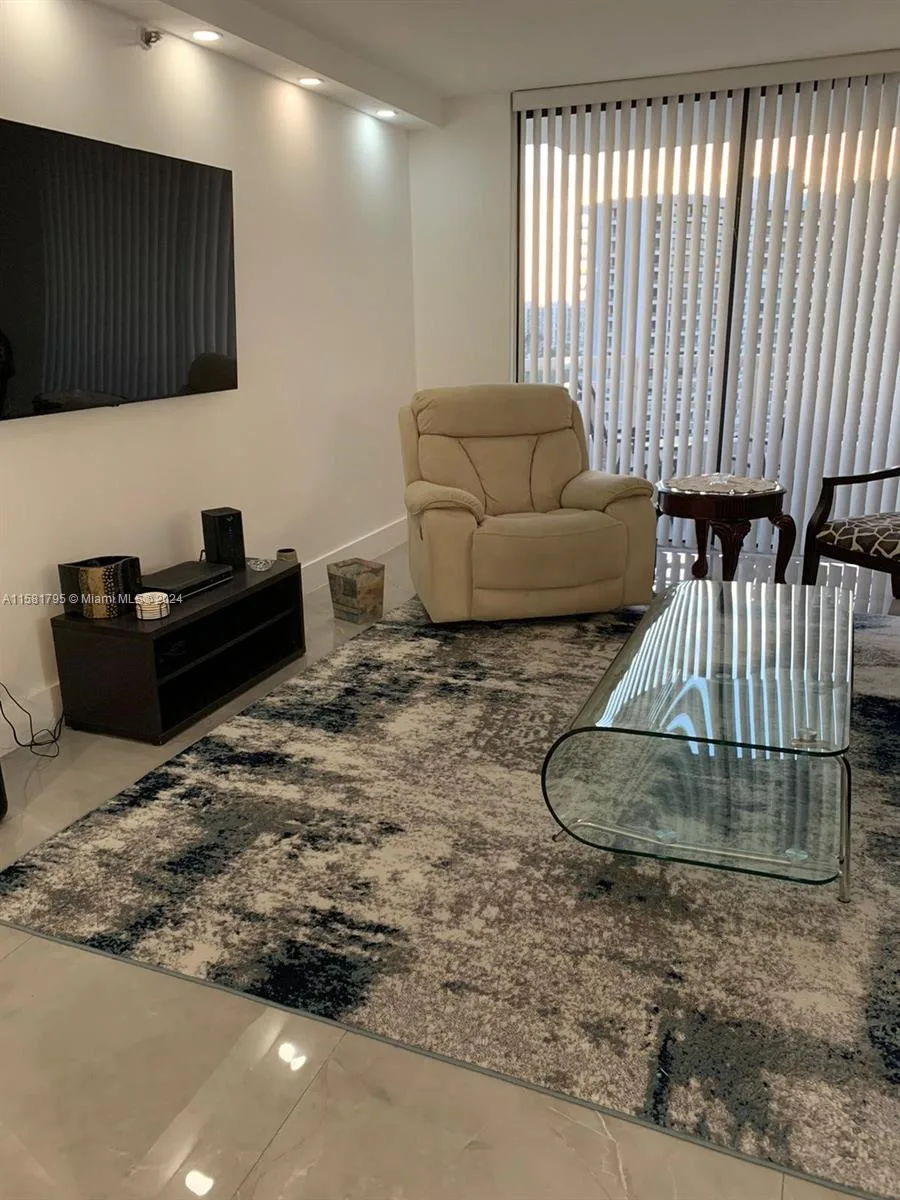 3300 NE 192nd St # 1506, Aventura, FL 33180