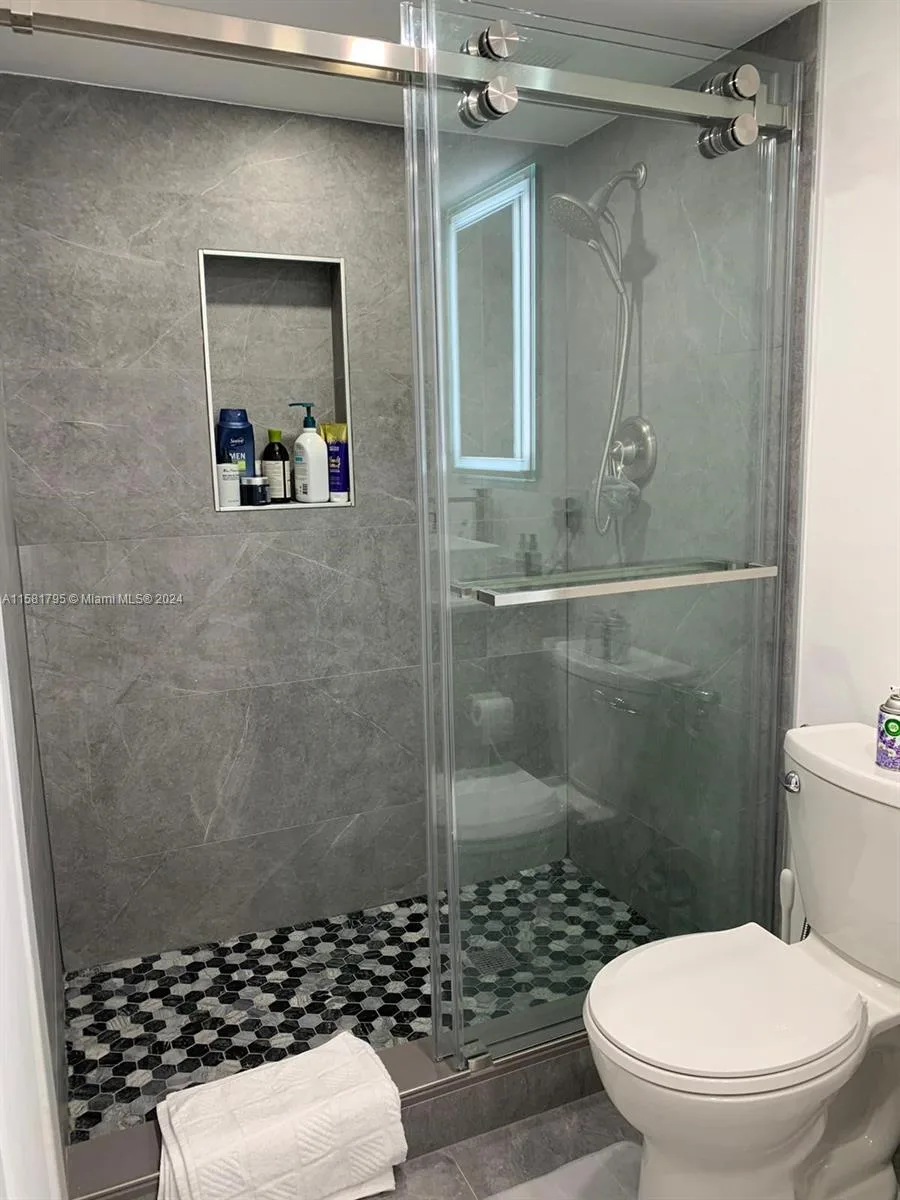 3300 NE 192nd St # 1506, Aventura, FL 33180 photo 13