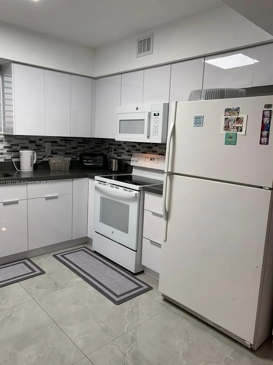 3300 NE 192nd St # 1506, Aventura, FL 33180 photo 6
