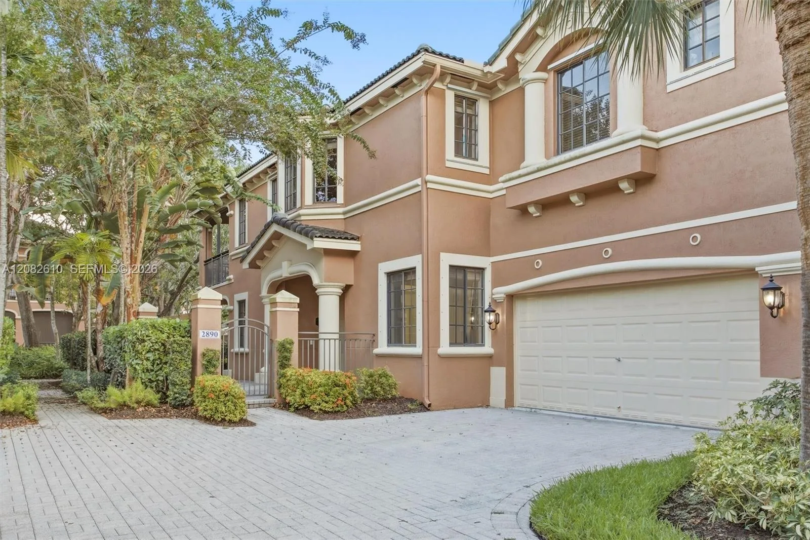 2890 Kinsington Cir # 22-1, Weston, FL 33332