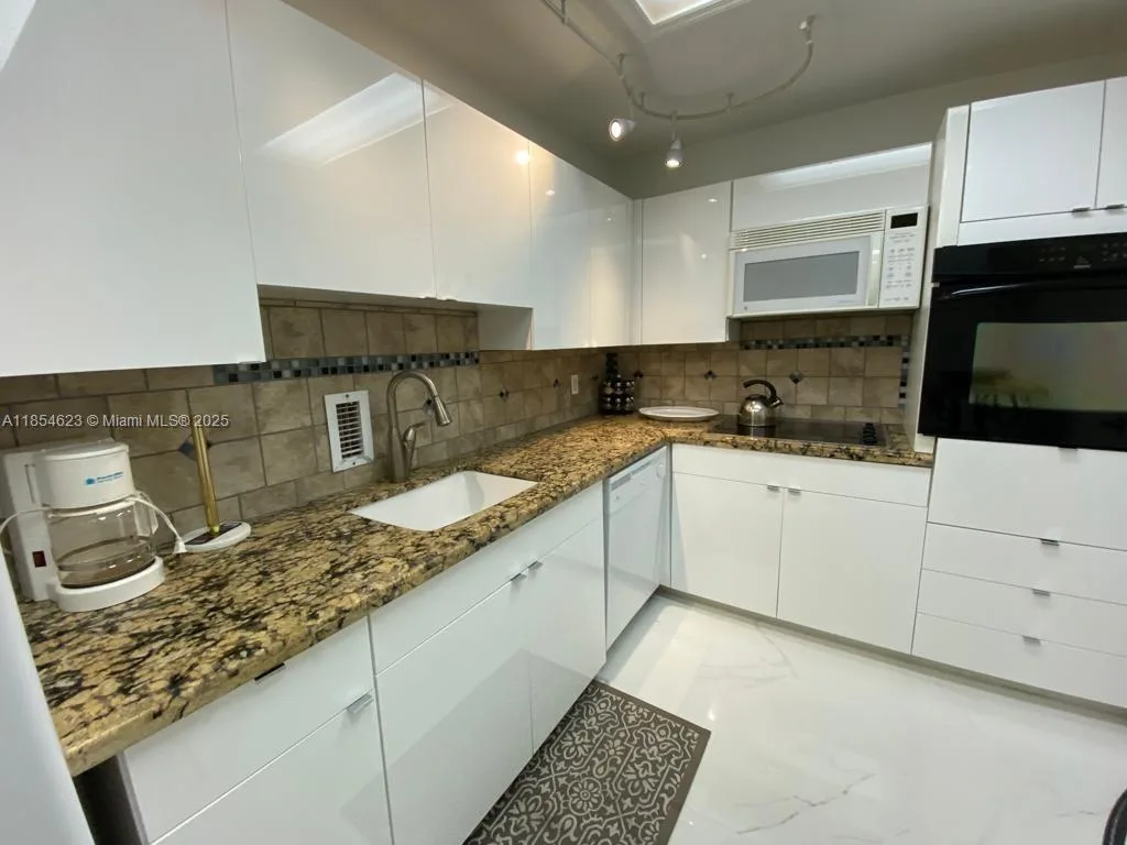 4001 S Ocean Dr # 10F, Hollywood, FL 33019 photo 3