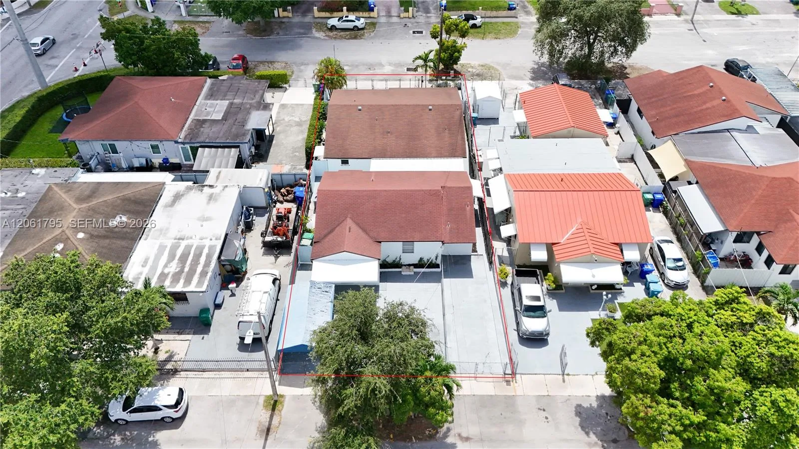 1055 NW 32nd Ct, Miami, FL 33125 photo 6