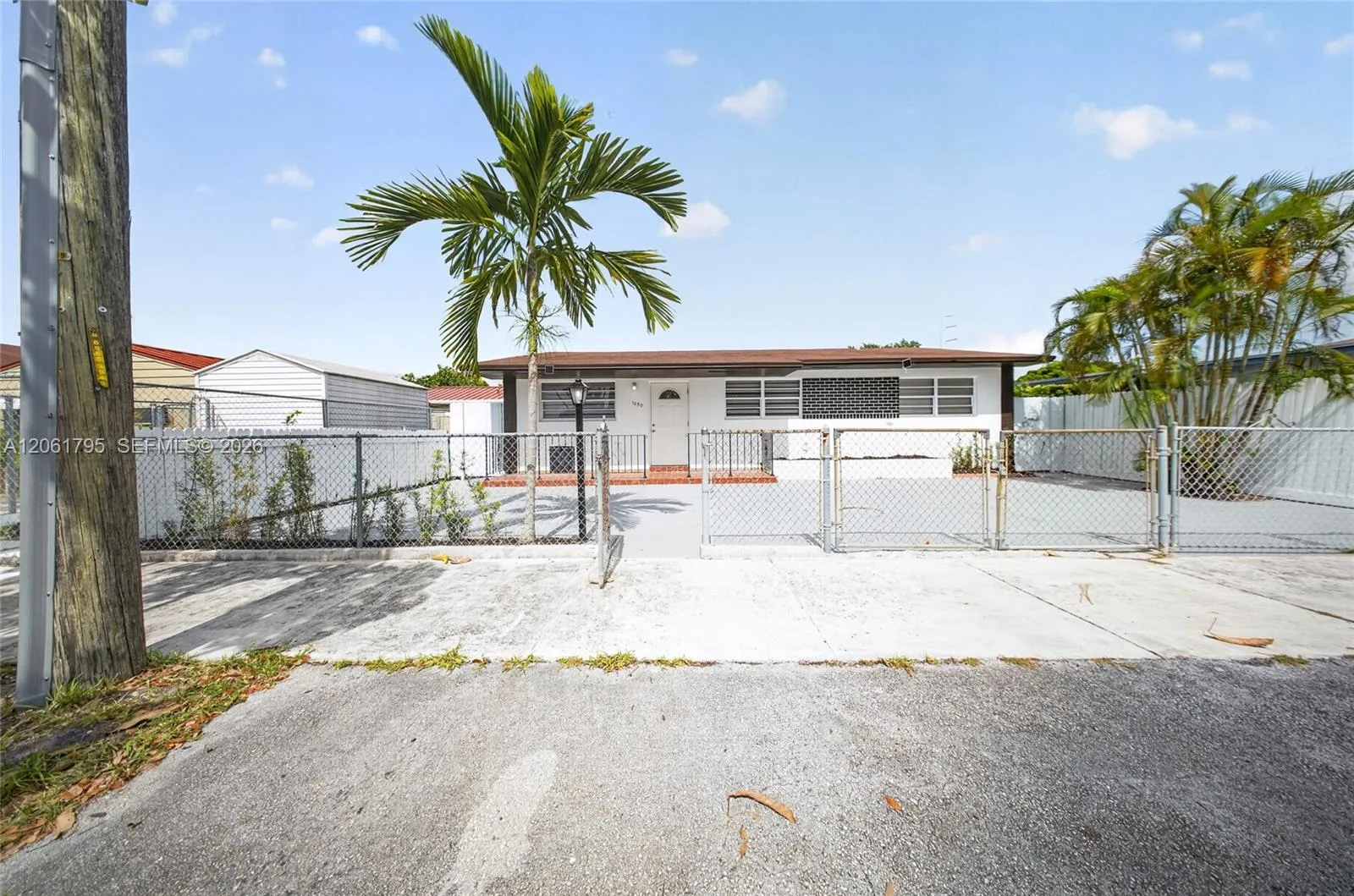 1055 NW 32nd Ct, Miami, FL 33125 photo 9