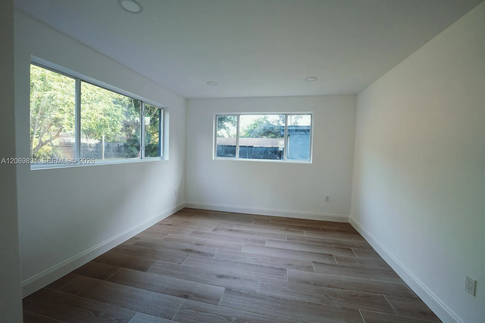 801 NE 144th St, North Miami, FL 33161 photo 12