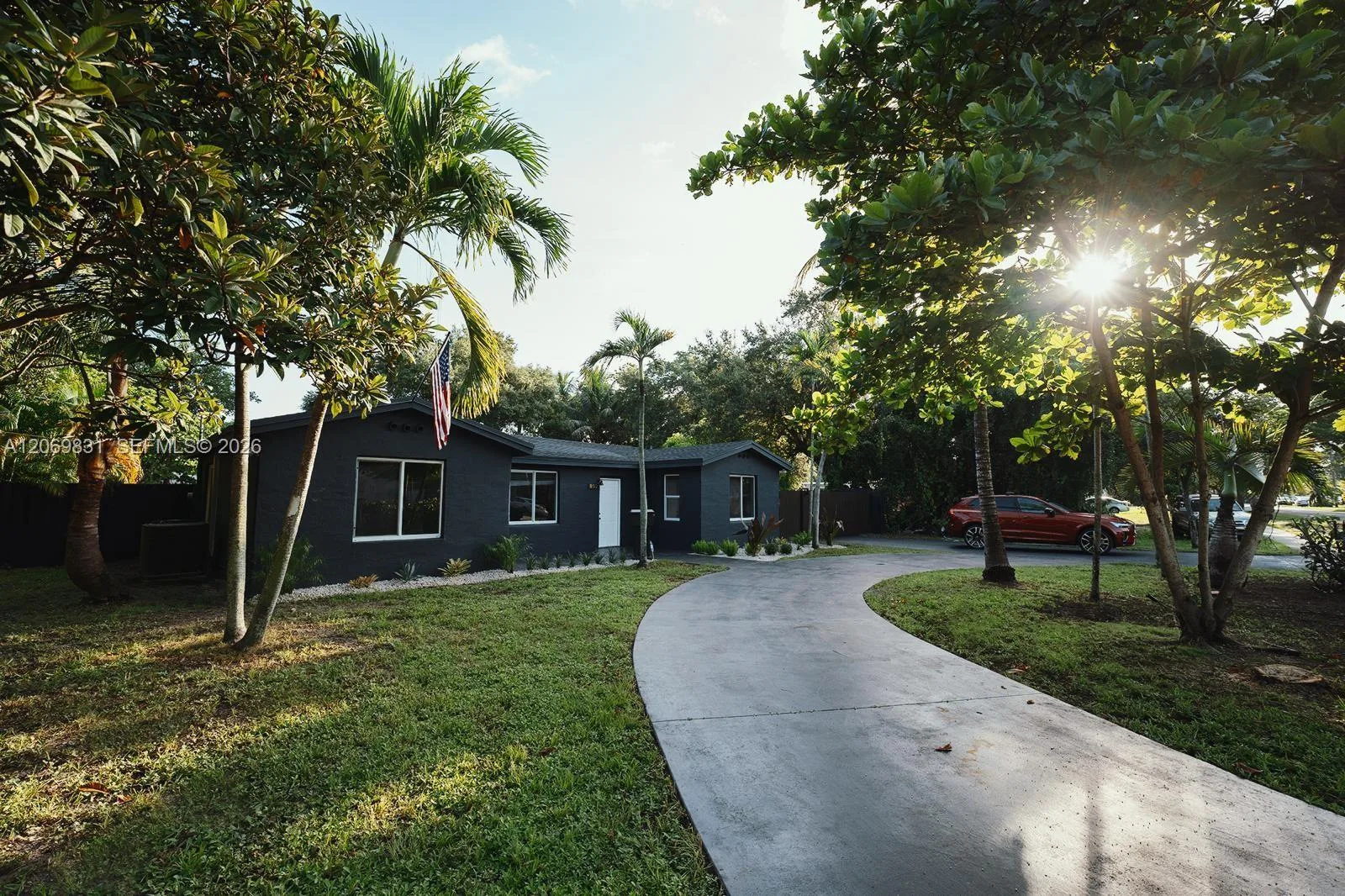 801 NE 144th St, North Miami, FL 33161 photo 4