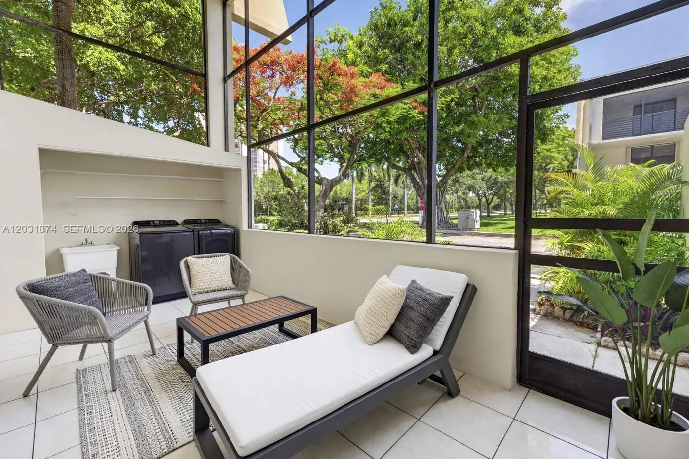 20300 W Country Club Dr # 106-3, Aventura, FL 33180 photo 2