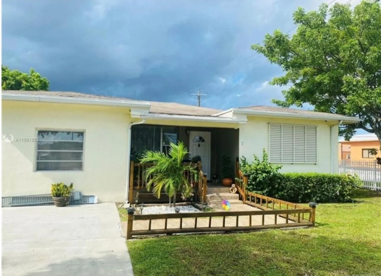 4201 SW 25TH Street, West Park, FL 33023
