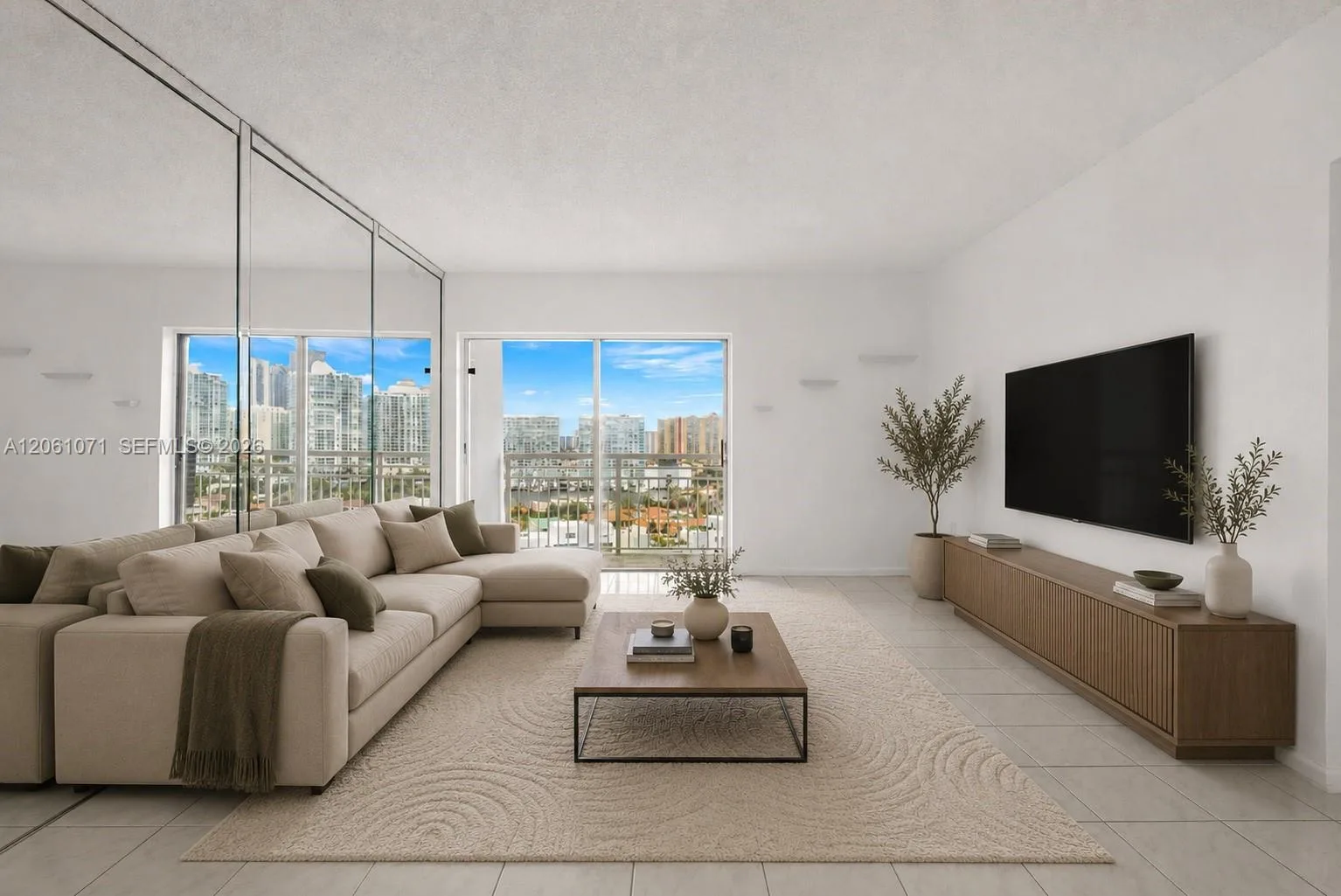 400 Kings Point Dr # 1628, Sunny Isles Beach, FL 33160 photo 4