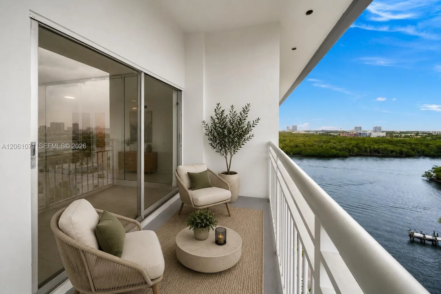 400 Kings Point Dr # 1628, Sunny Isles Beach, FL 33160 photo 5
