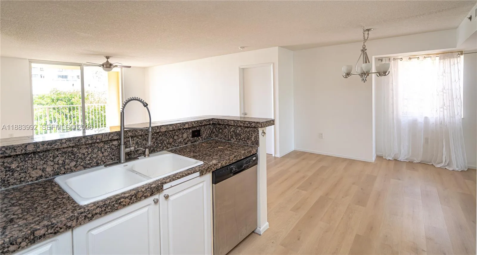 19601 E Country Club Dr # 7308, Aventura, FL 33180 photo 7