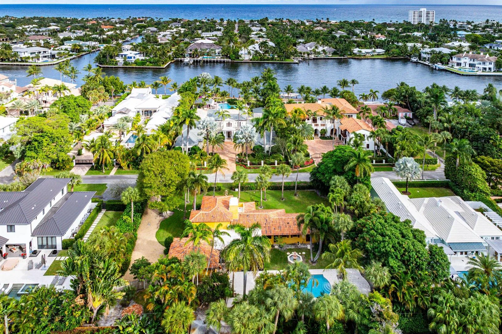 334 Palm Trail, Delray Beach, FL 33483