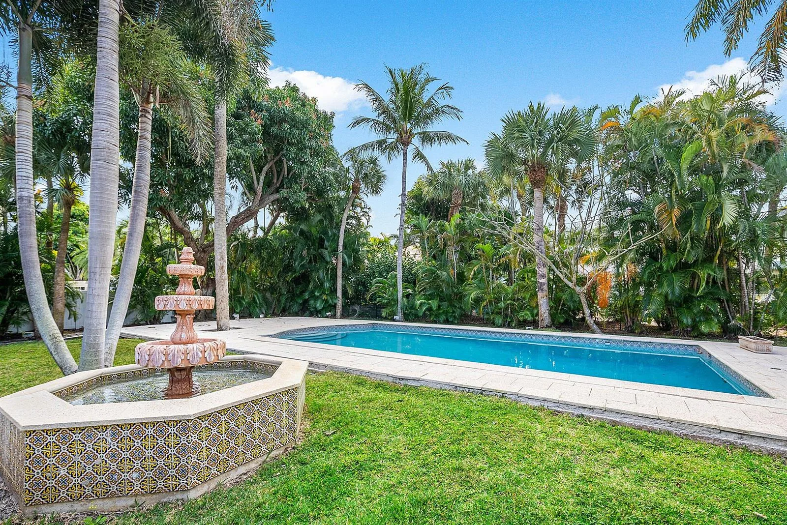 334 Palm Trail, Delray Beach, FL 33483 photo 9