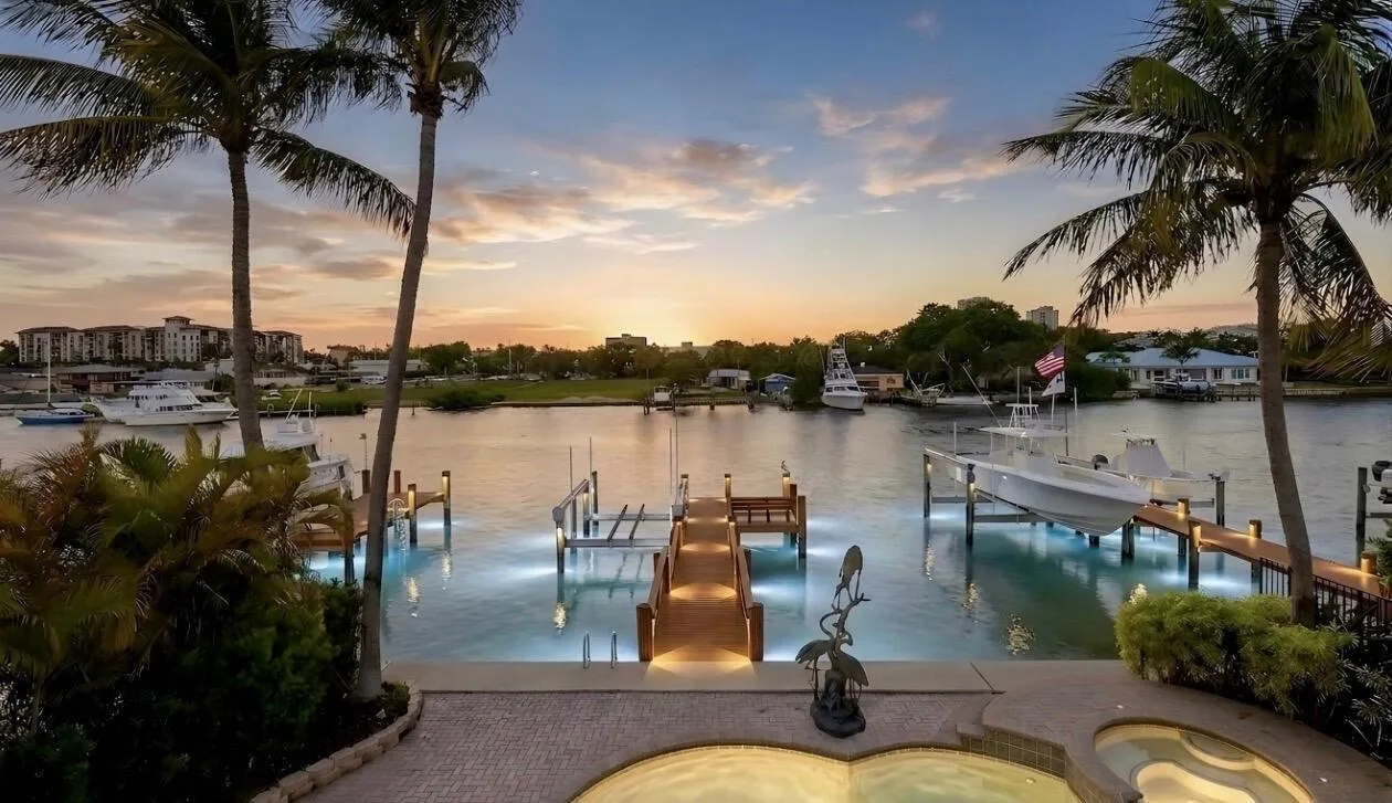 712 SANDY POINT Lane, North Palm Beach, FL 33410 photo 12