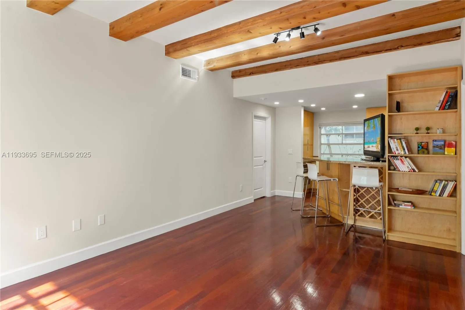 1605 Euclid Ave # A1, Miami Beach, FL 33139 photo 3