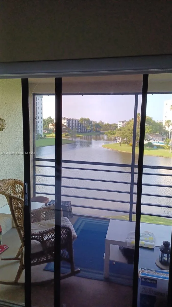2309 S Cypress Bend Dr # 414C, Pompano Beach, FL 33069 photo 10