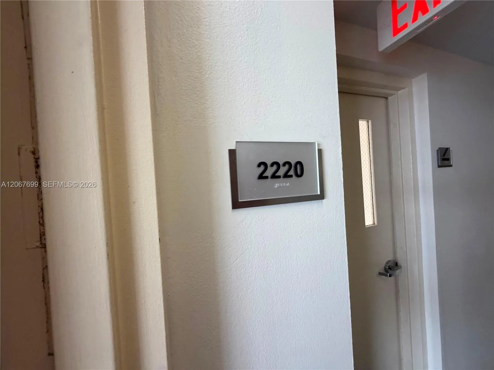 7601 E Treasure Dr # 2220, North Bay Village, FL 33141 photo 5