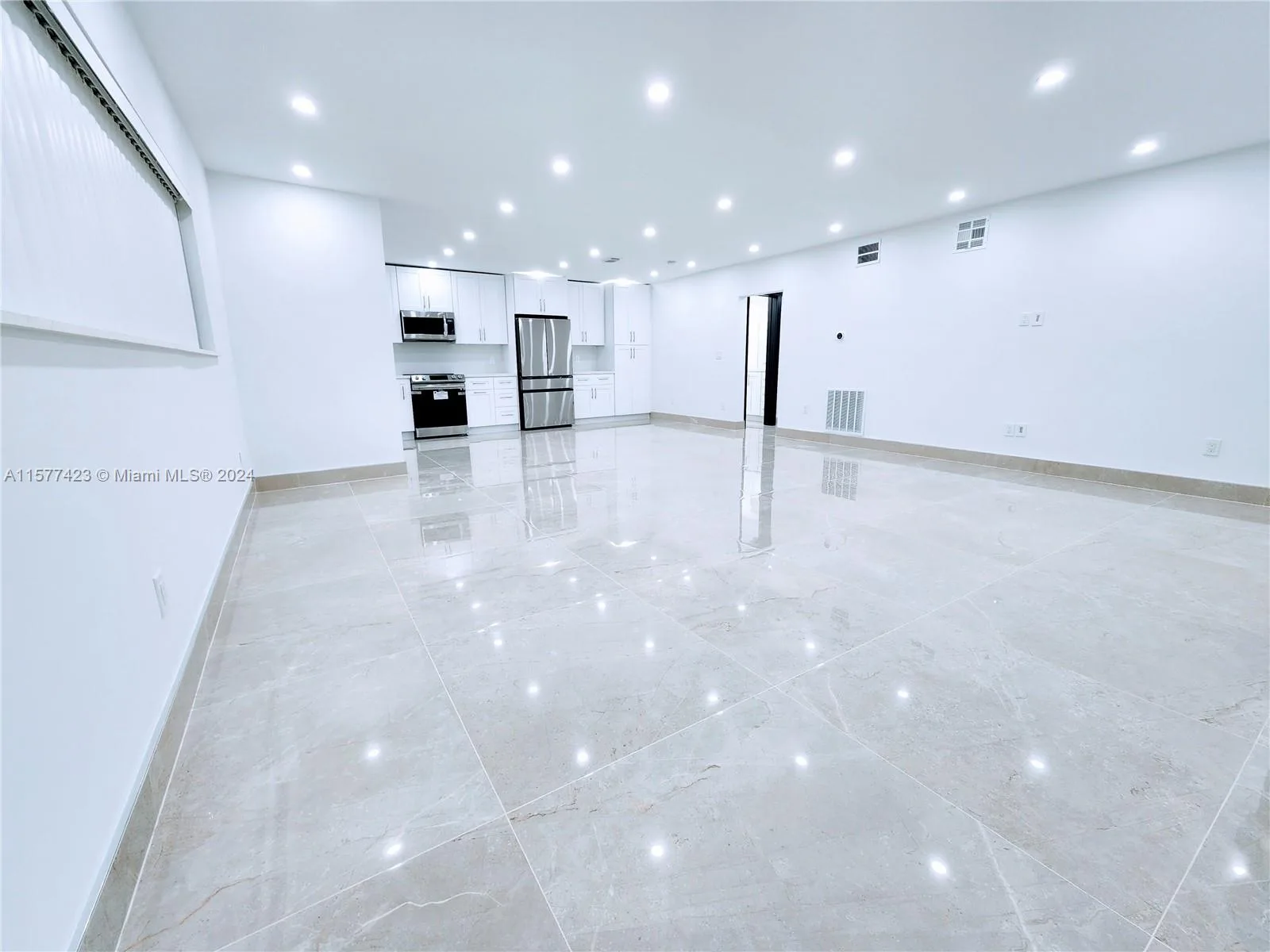 11930 NE 19th Dr # 3, North Miami, FL 33181 photo 8