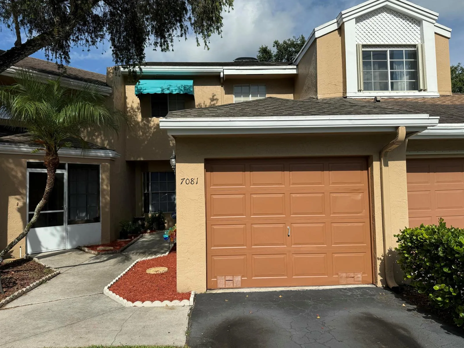7081 Woodmont Way, Tamarac, FL 33321