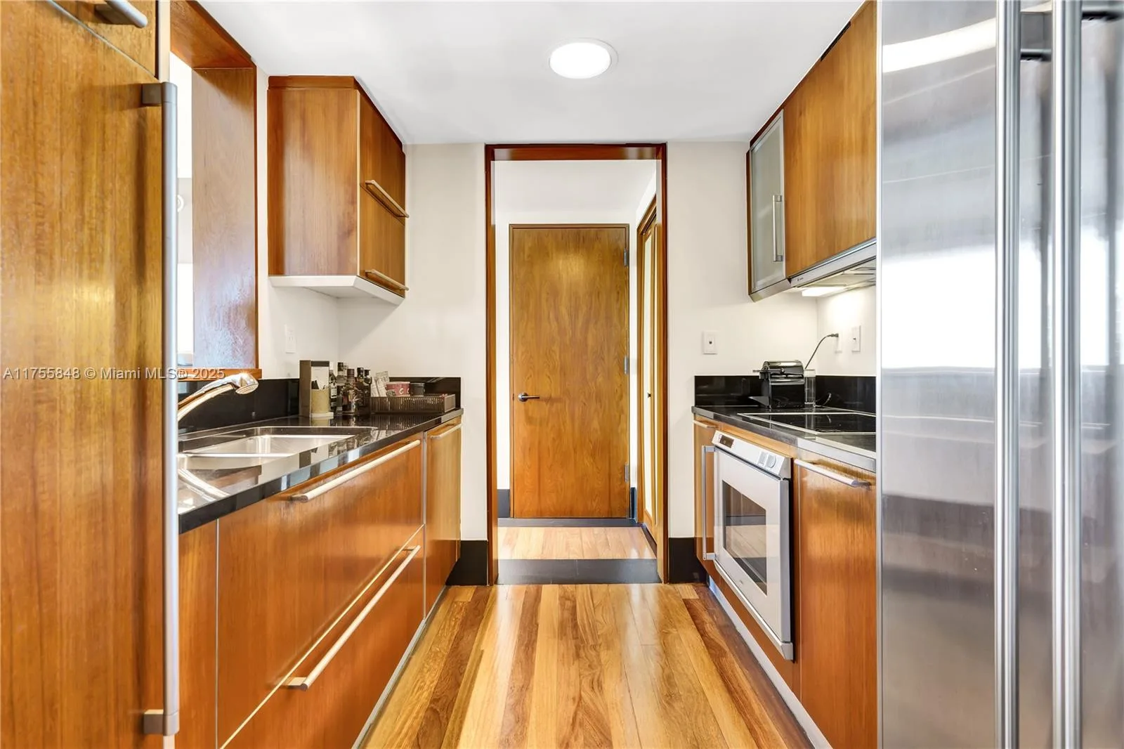 101 20 # 1803/5, Miami Beach, FL 33139 photo 4