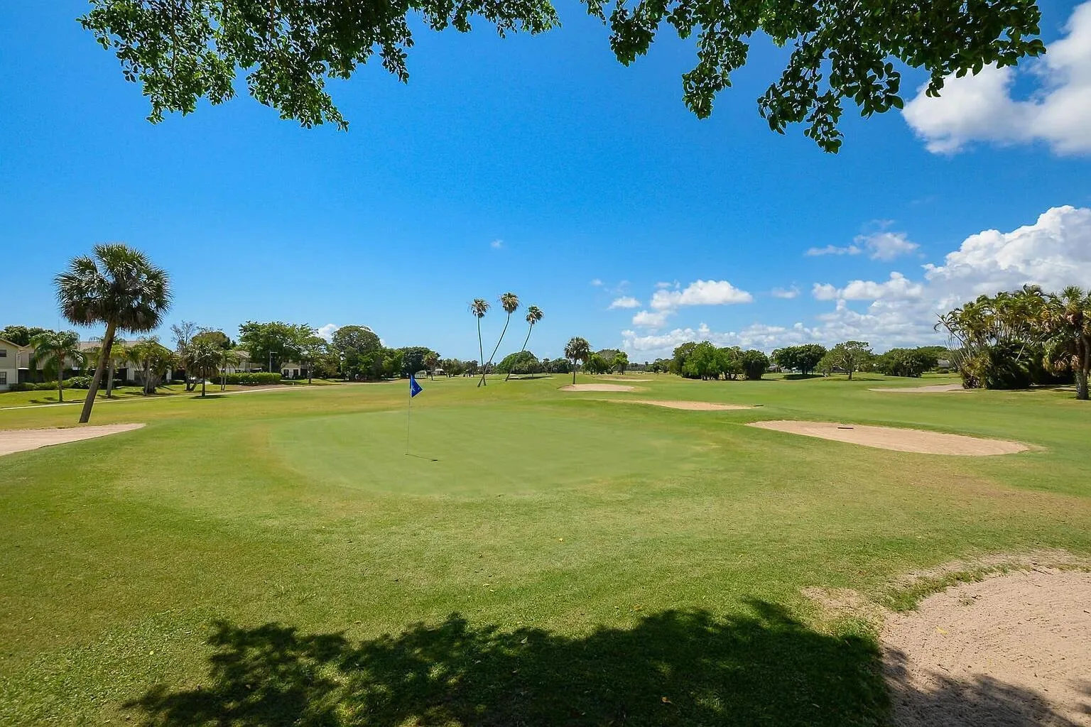 5954 SE Franklin Place, Hobe Sound, FL 33455