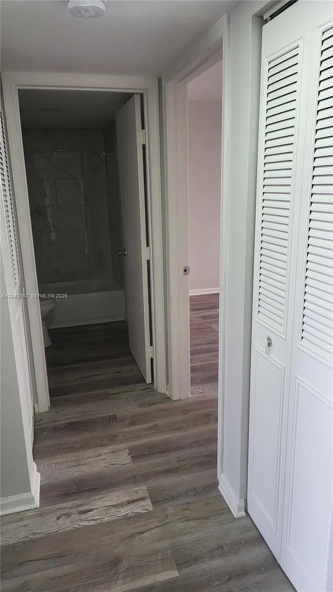 7220 Lake Cir Dr # 406, Margate, FL 33063 photo 11