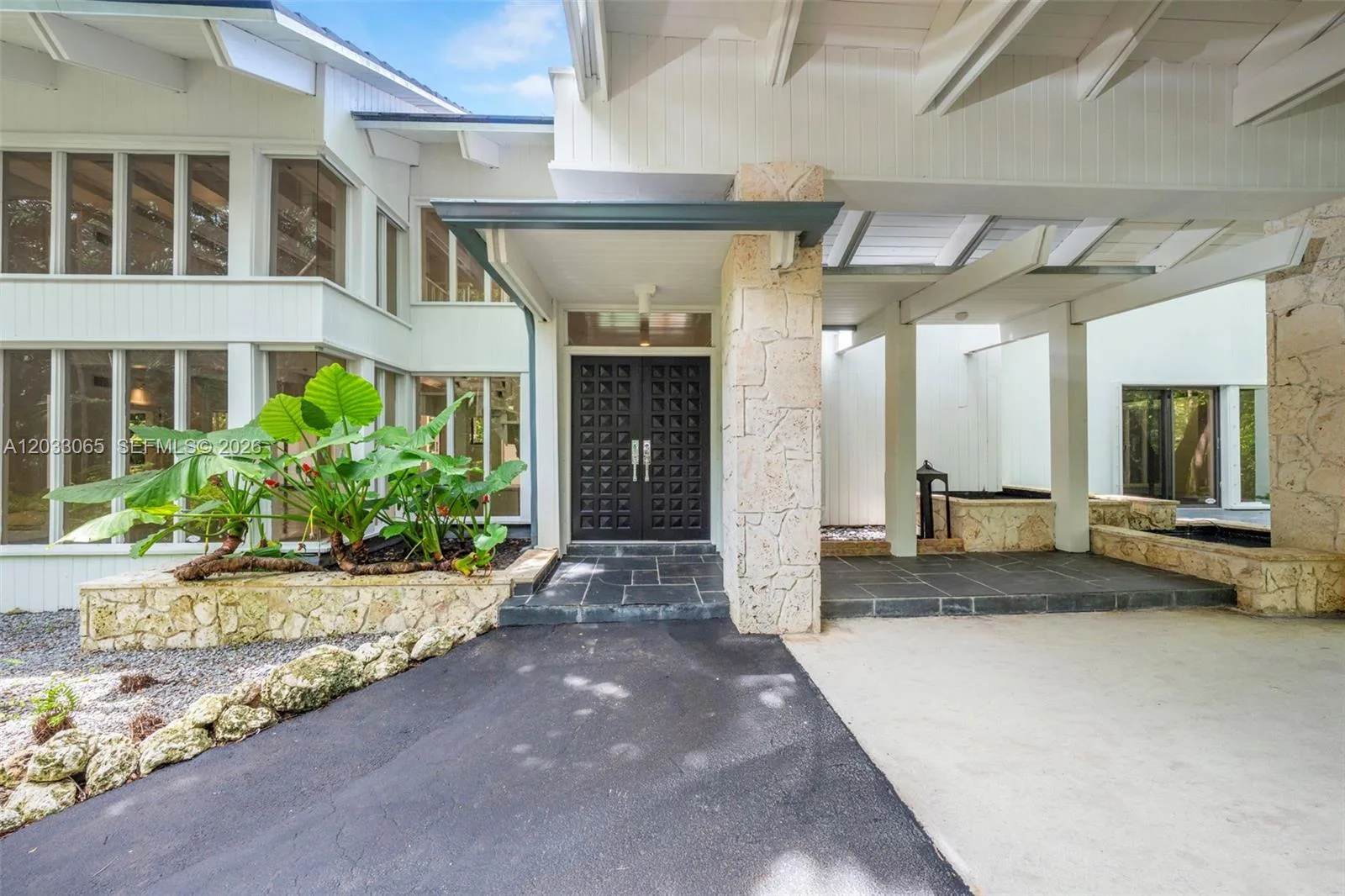 5600 Oakwood Ln, Coral Gables, FL 33156 photo 4