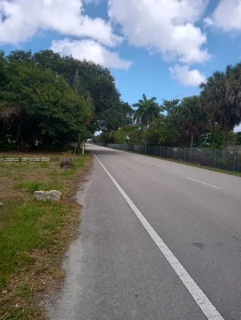 2410 NW 167 St, Miami Gardens, FL 33056 photo 6