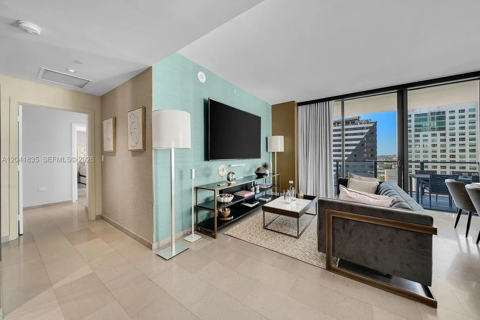 88 SW 7th St # 1212, Miami, FL 33130 photo 10