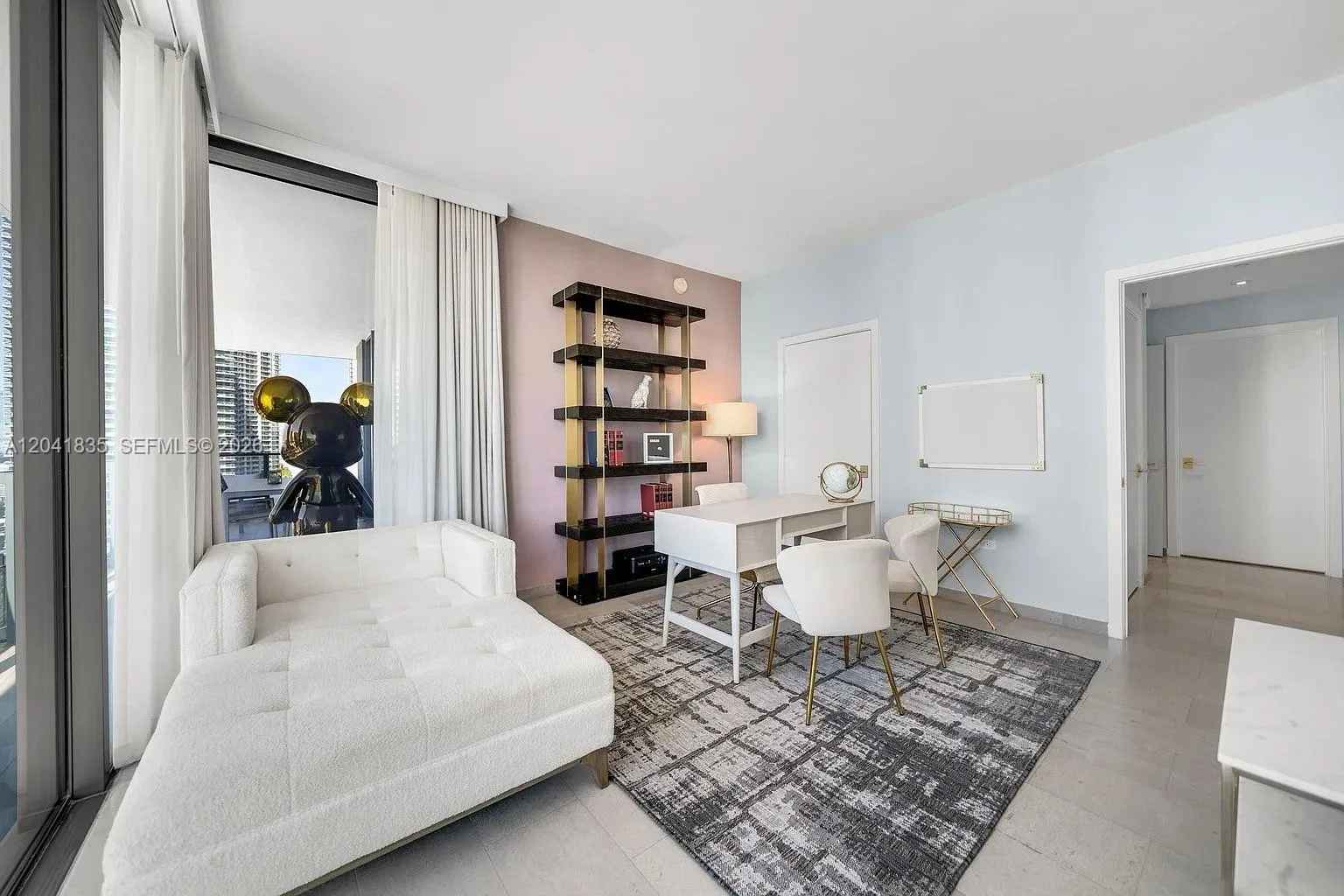 88 SW 7th St # 1212, Miami, FL 33130 photo 13