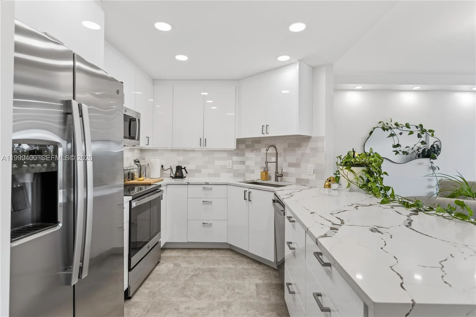340 Sunset Dr # 407, Fort Lauderdale, FL 33301