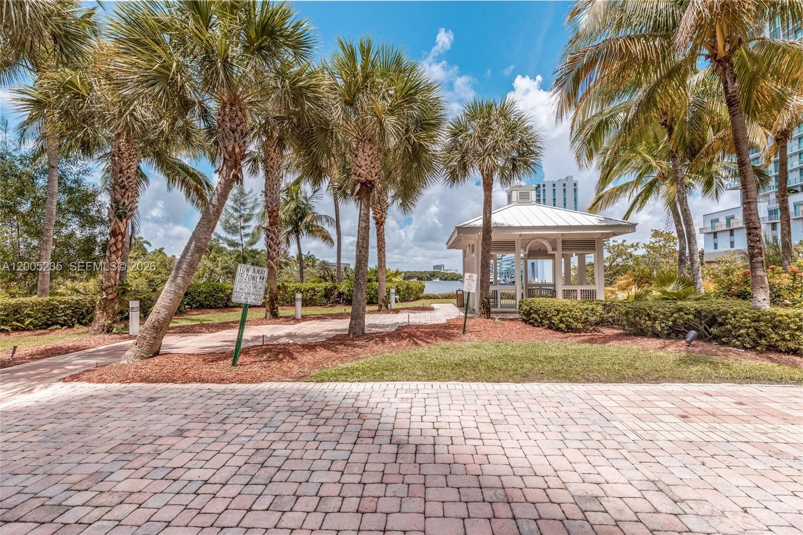 16500 Collins Ave # 655, Sunny Isles Beach, FL 33160 photo 4