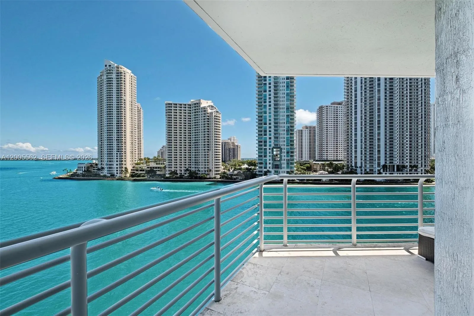 325 S Biscayne Blvd # 823, Miami, FL 33131 photo 11