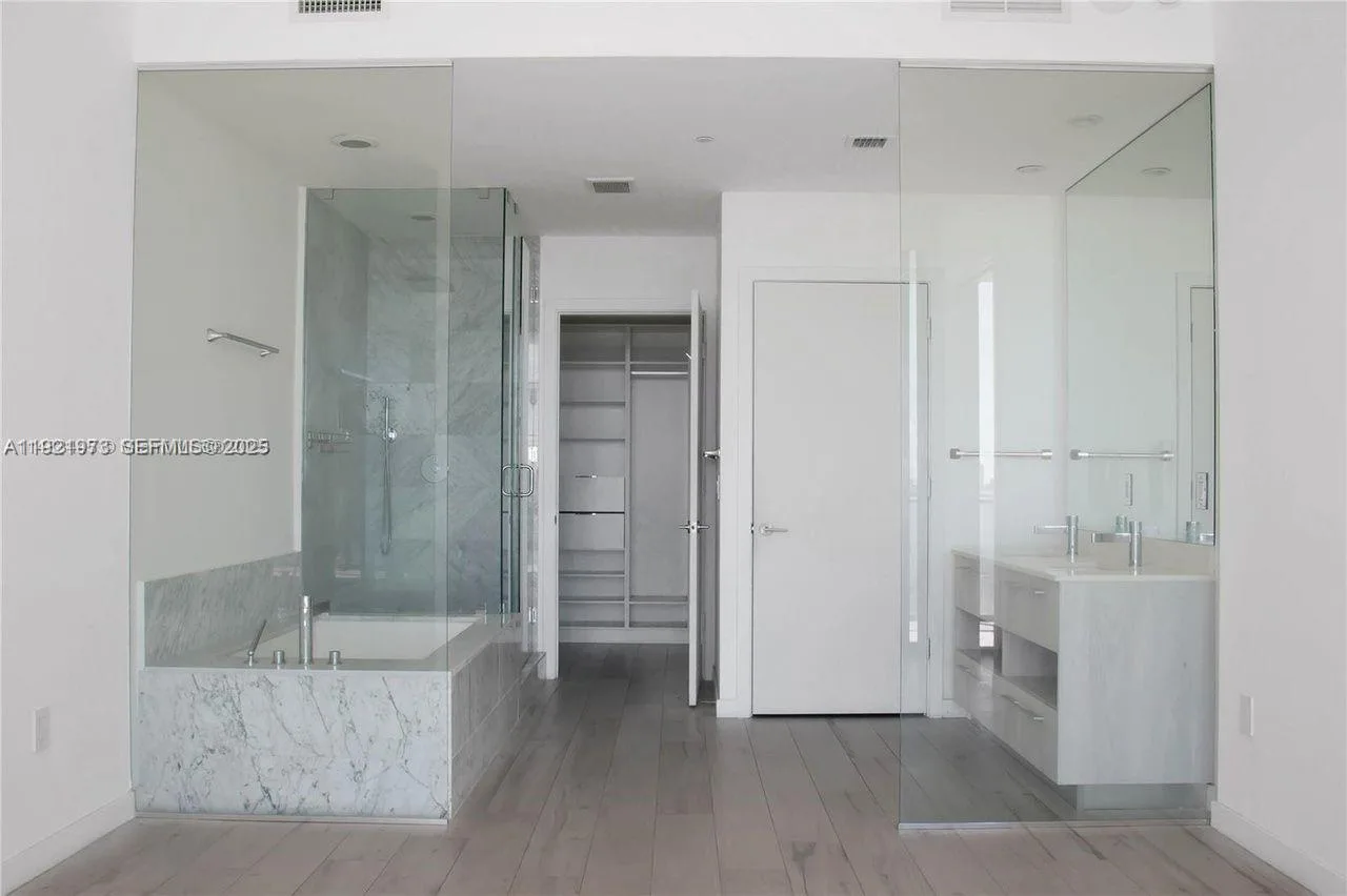 480 NE 31st St # 804, Miami, FL 33137 photo 9
