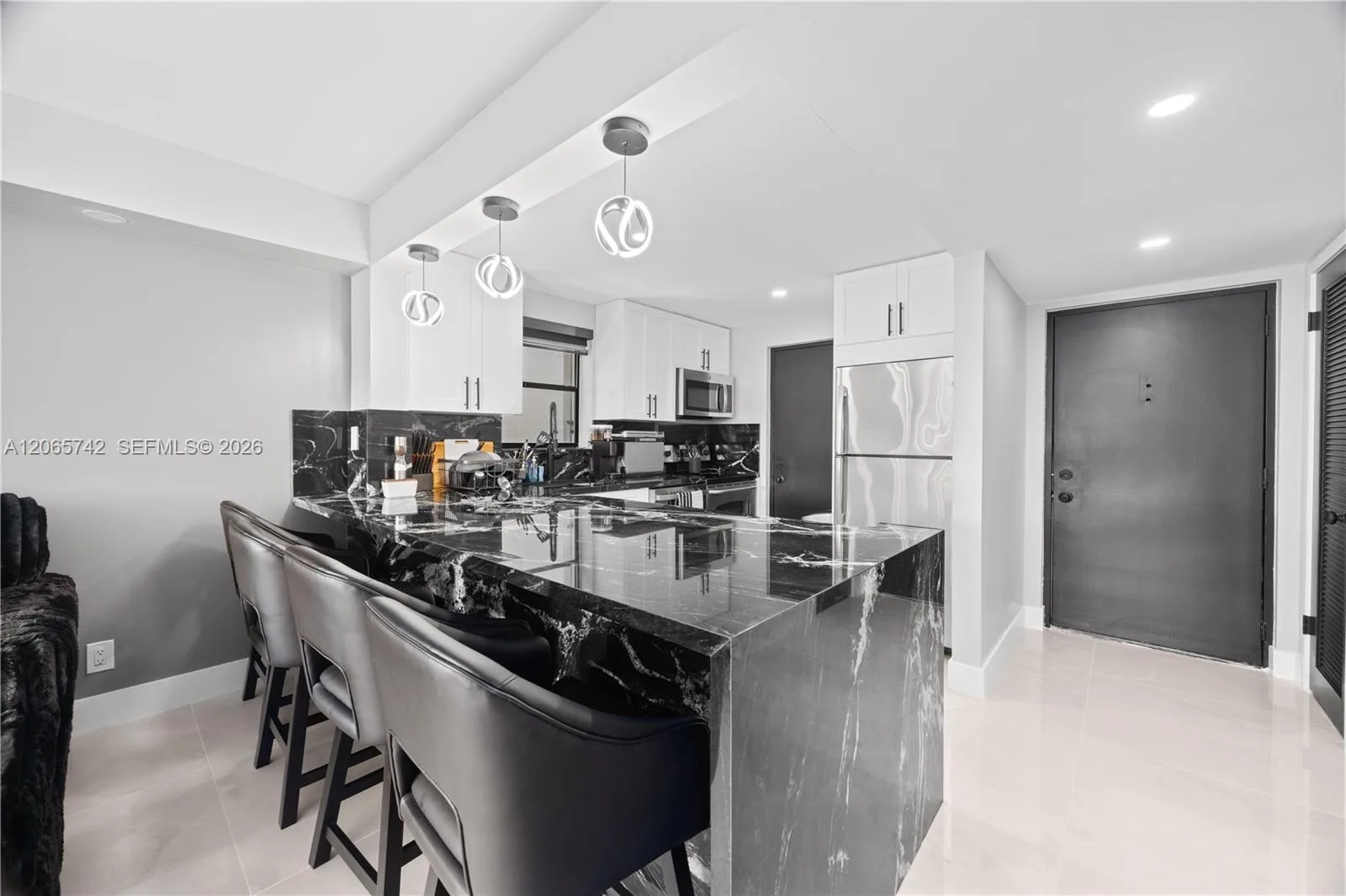 2302 S Cypress Bend Dr # 306, Pompano Beach, FL 33069