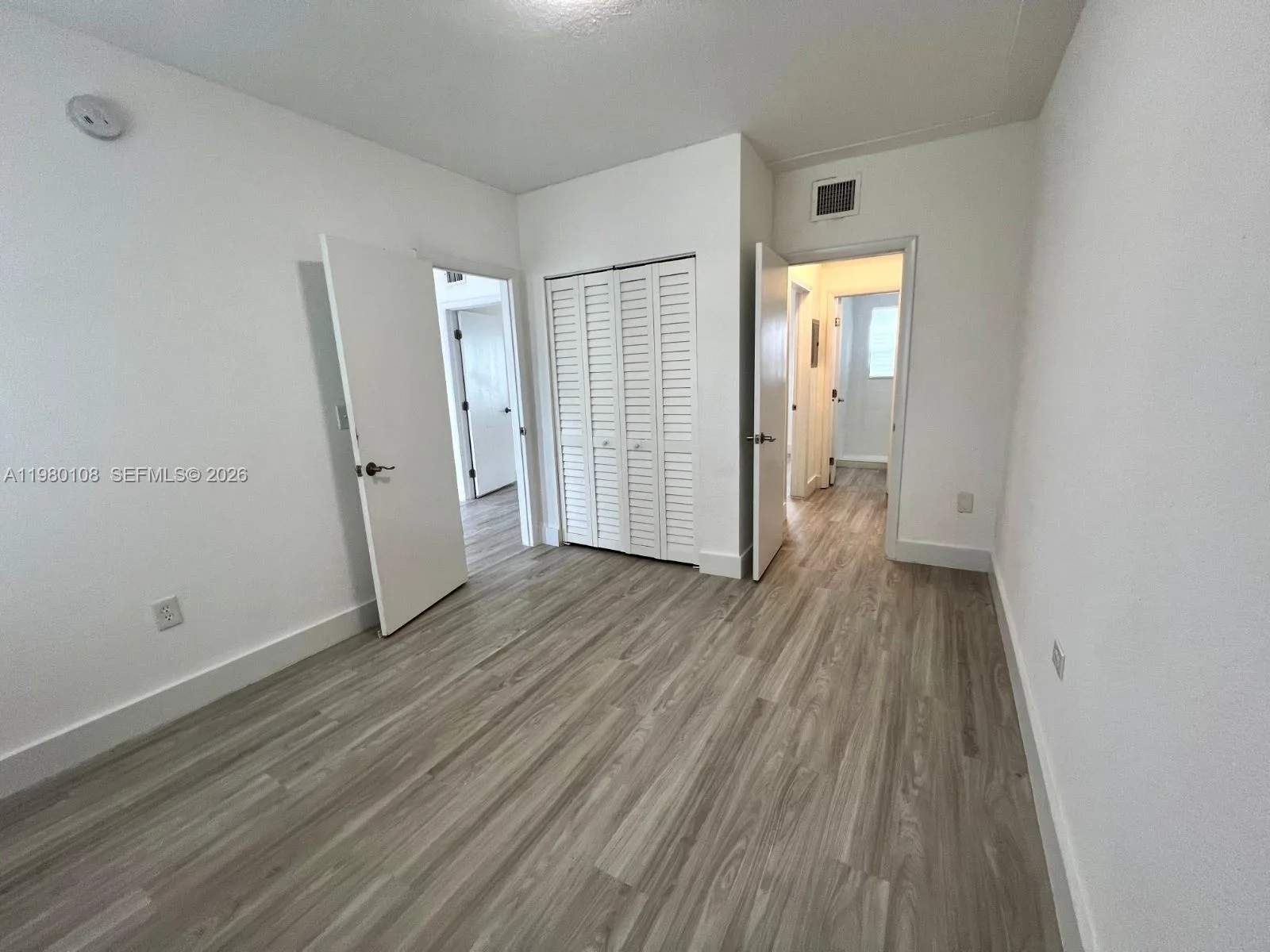 1900 Calais Dr # 1904, Miami Beach, FL 33141 photo 4