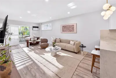 SANTONA CONDO