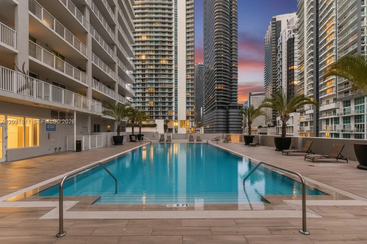 1250 S Miami Ave # 1701, Miami, FL 33130