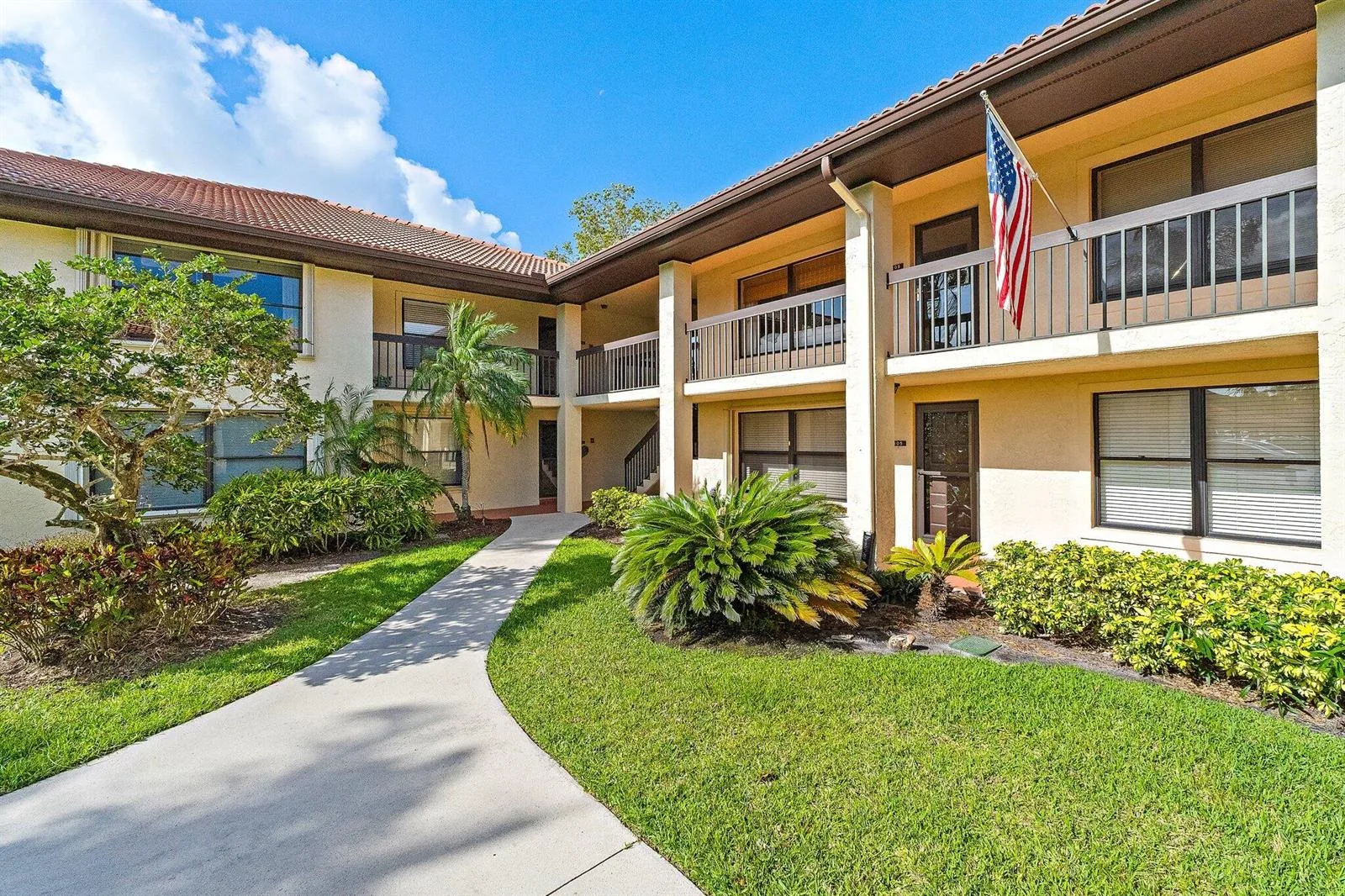 671 SW South River Drive # 105, Stuart, FL 34997 photo 5