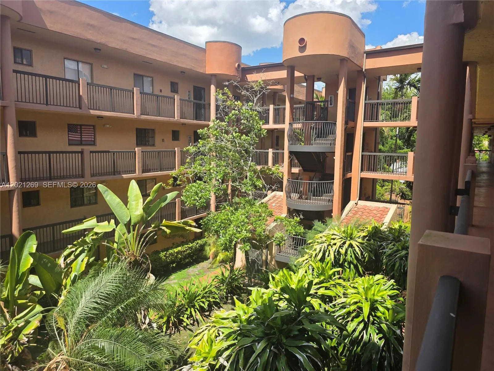 5560 W 21st Ct # 308, Hialeah, FL 33016