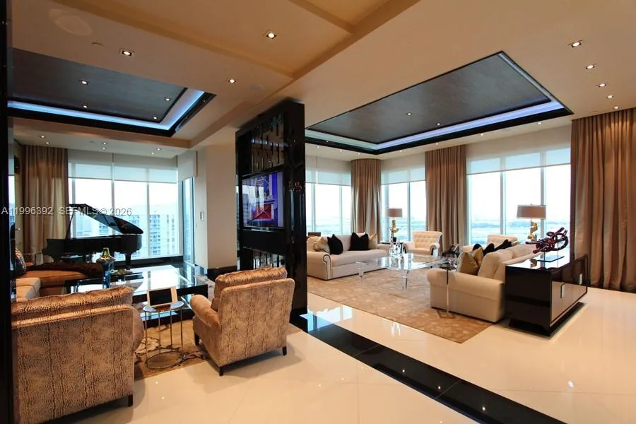 900 Brickell Key Blvd # PH3403, Miami, FL 33131 photo 13