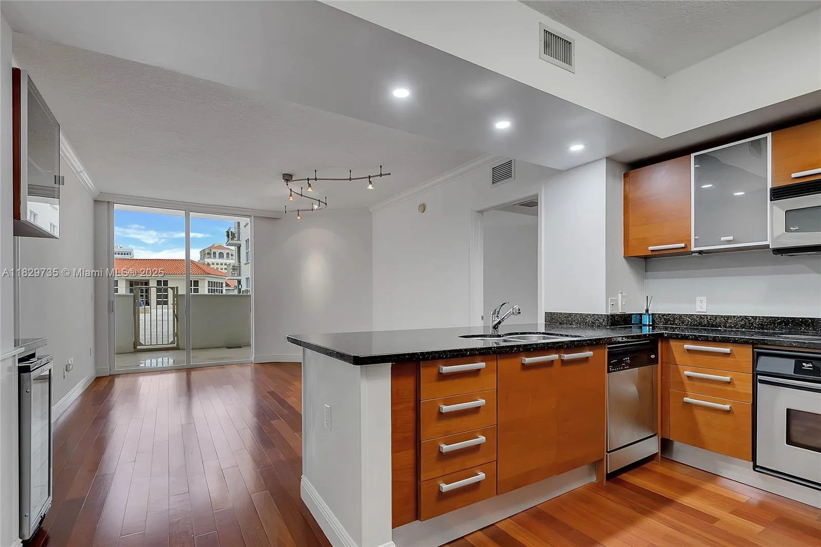 2030 S Douglas Rd # 417, Coral Gables, FL 33134 photo 6