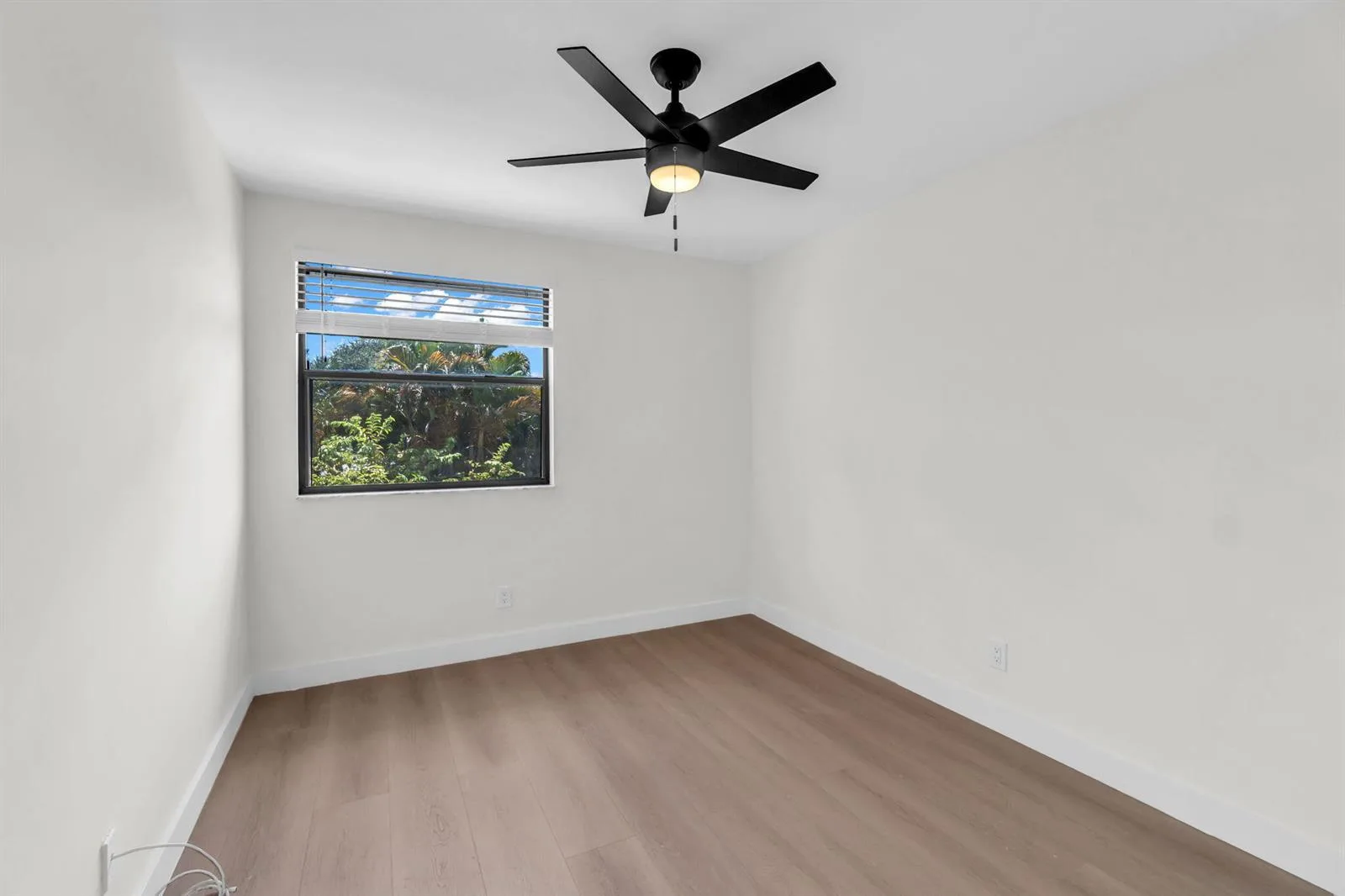 176 NW 106th Terrace, Pembroke Pines, FL 33026 photo 11