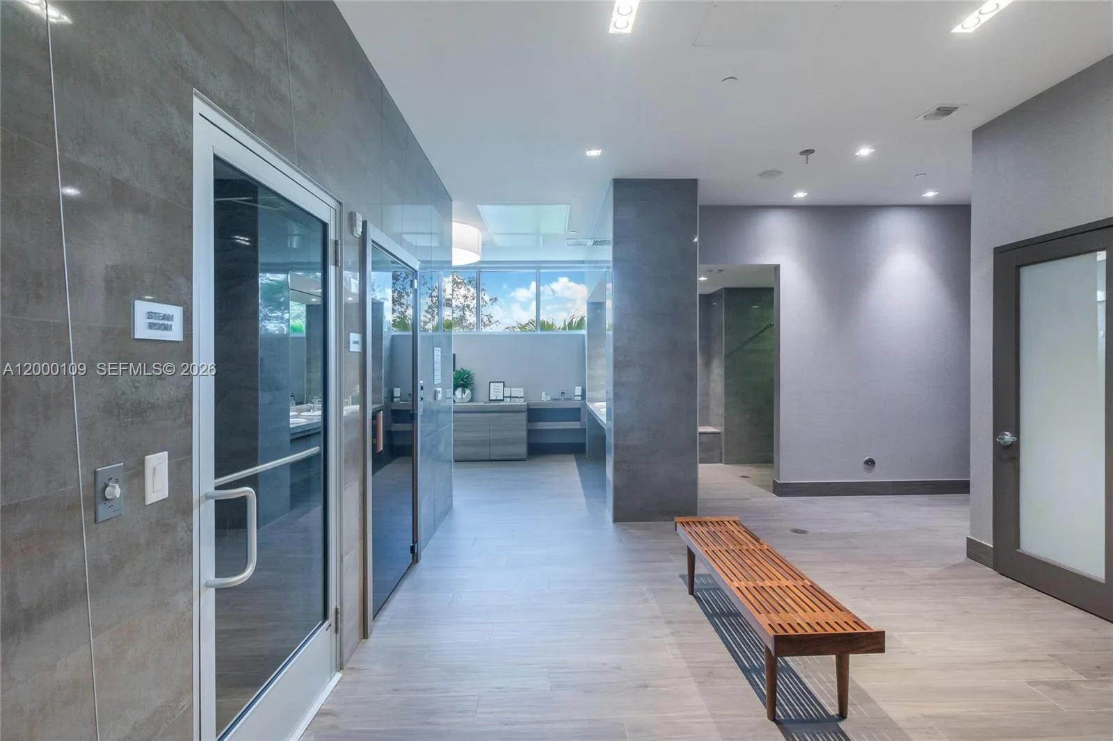 17111 Biscayne Blvd # 903, North Miami Beach, FL 33160 photo 8