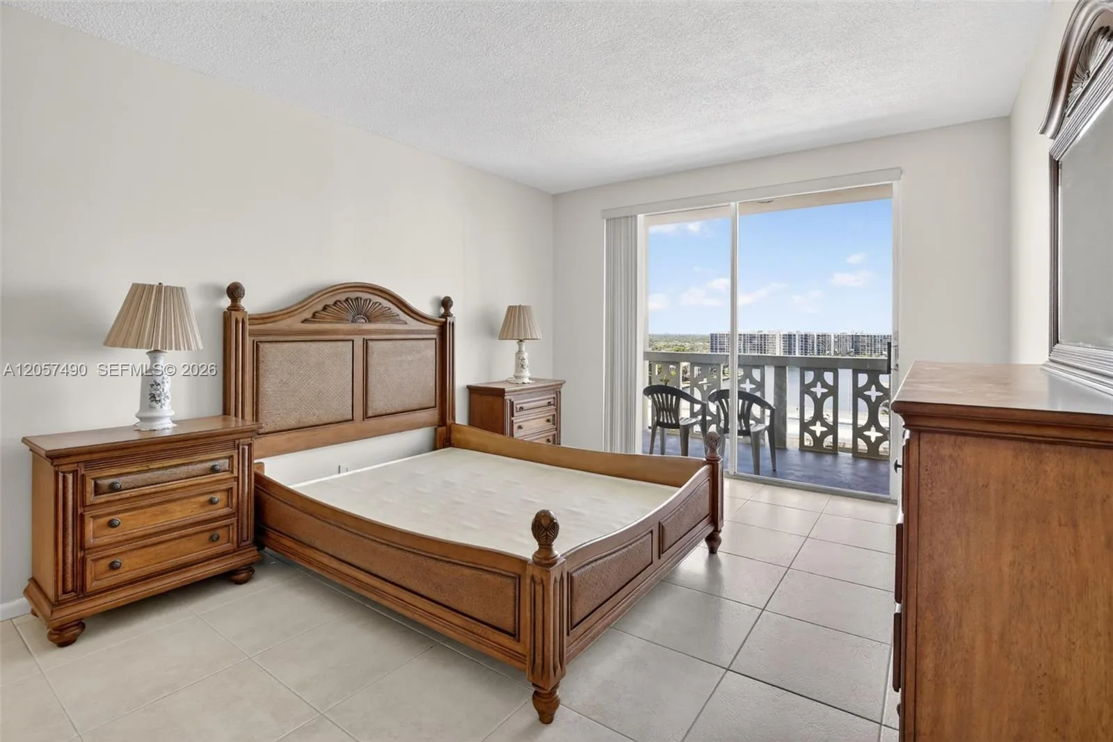1817 S Ocean Dr # PH-19, Hallandale Beach, FL 33009 photo 10