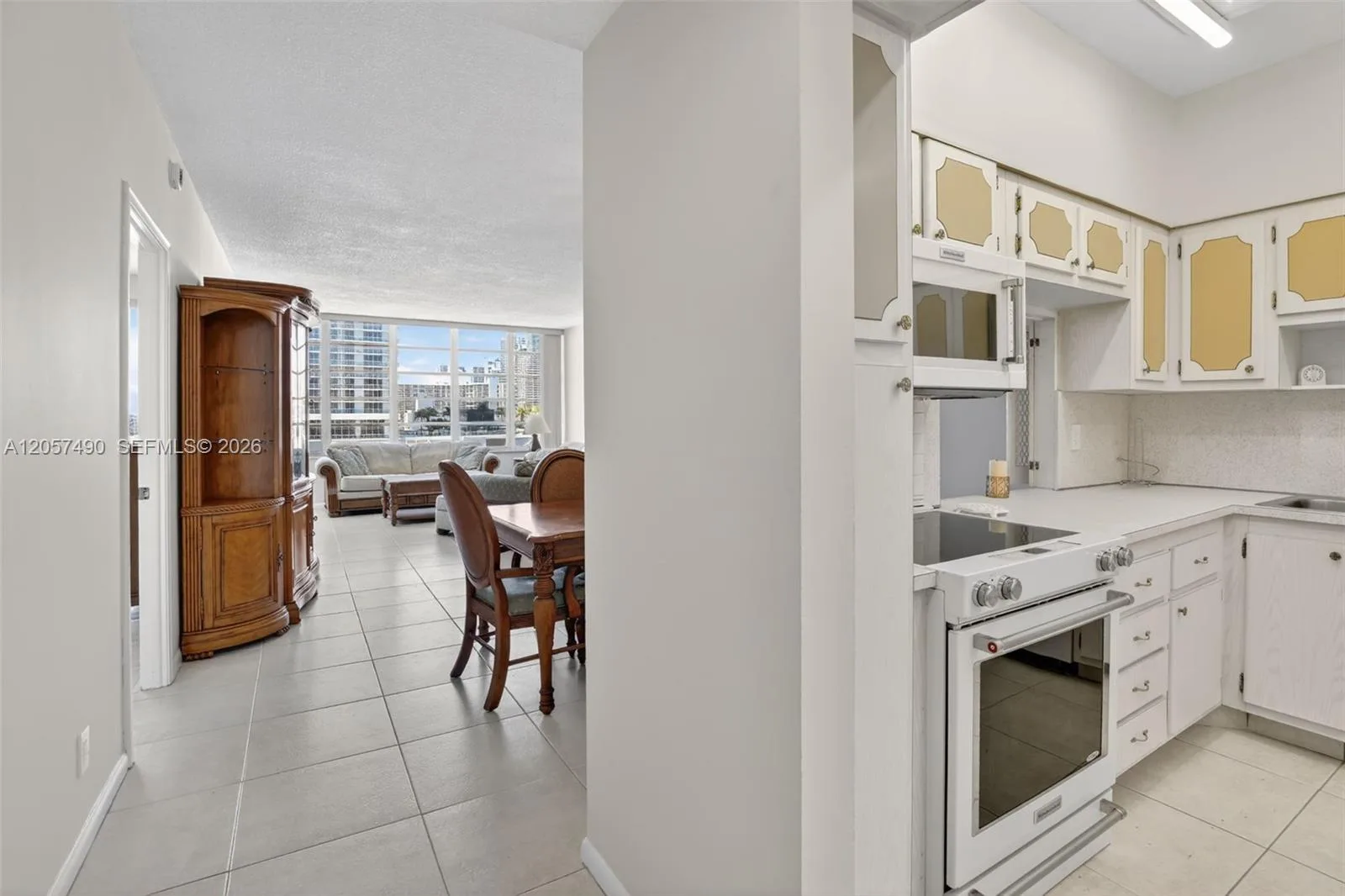 1817 S Ocean Dr # PH-19, Hallandale Beach, FL 33009 photo 13