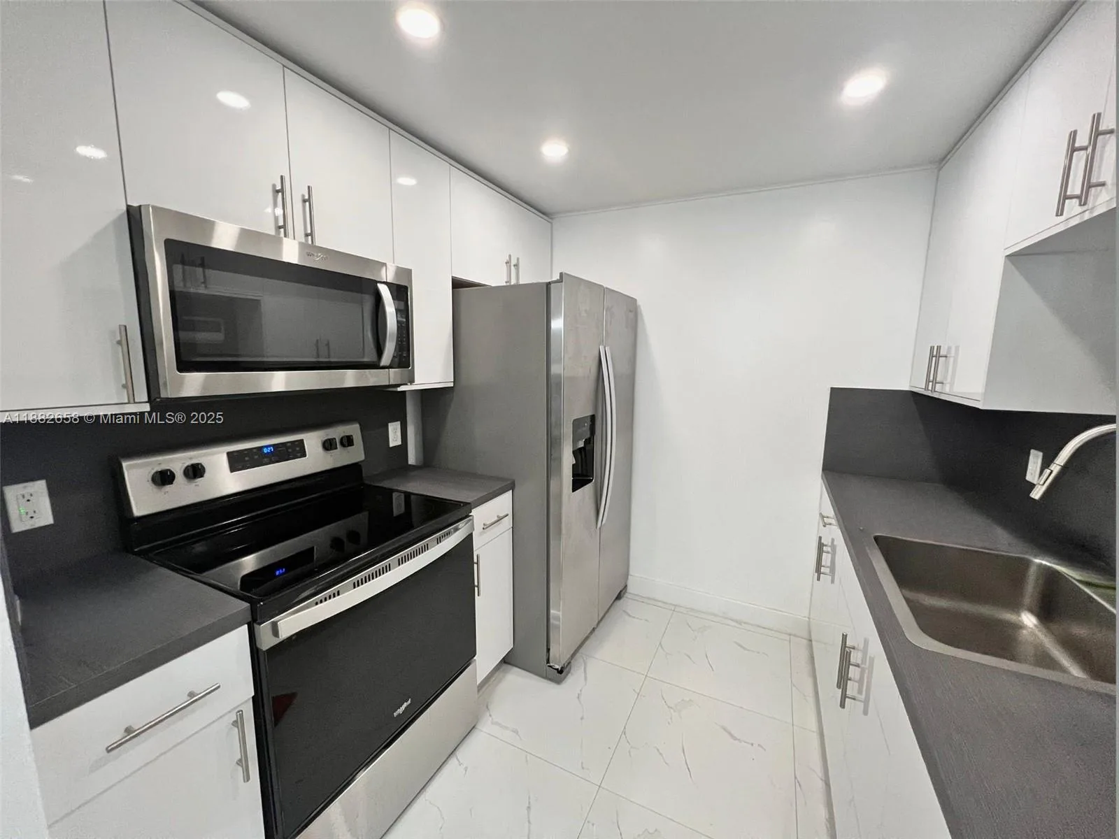 200 SW 132nd Way # 203L, Pembroke Pines, FL 33027