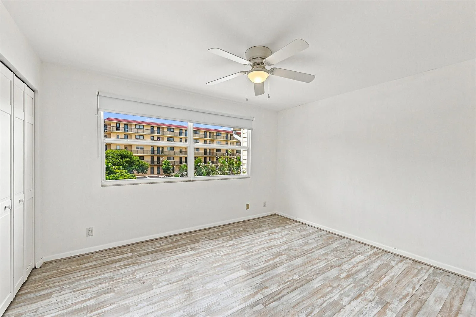 2627 NE 15th Street, Pompano Beach, FL 33062 photo 12