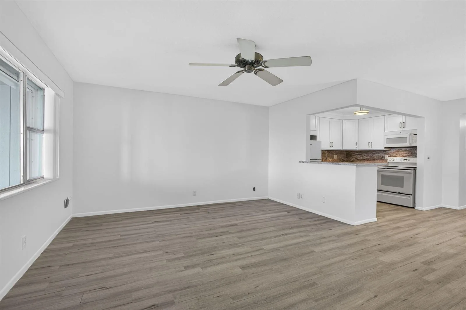 100 Shore Court # 307, North Palm Beach, FL 33408 — zdjęcie 5