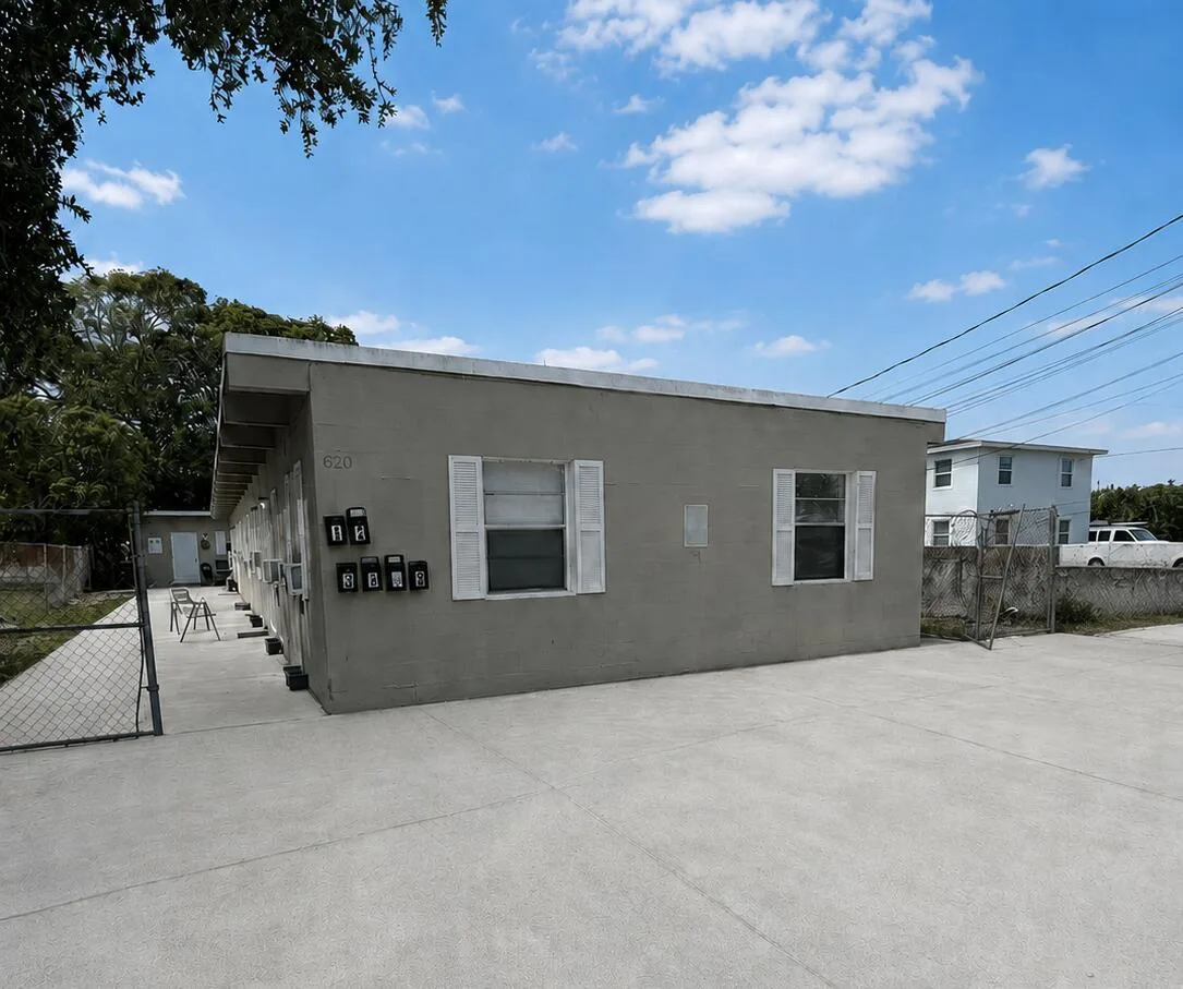 620 20th Street # 1, West Palm Beach, FL 33407 photo 2