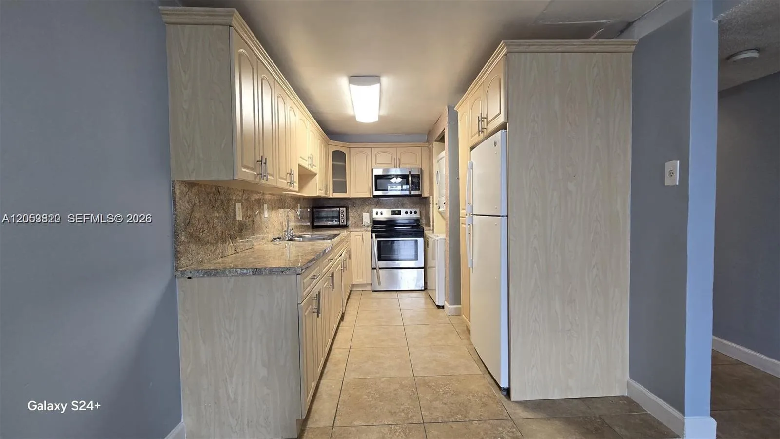 10090 NW 80th Ct # 1406, Hialeah Gardens, FL 33016 photo 2